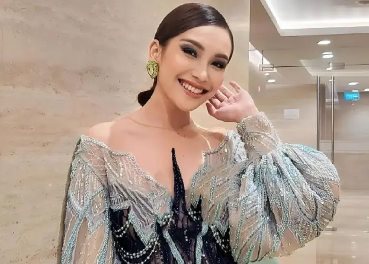 Ayu Ting Ting Datangi Sang Penabrak Mobil