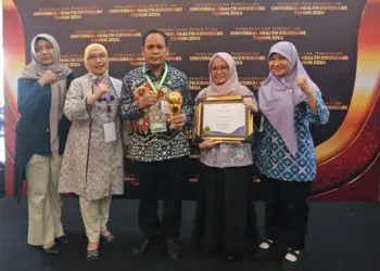 Lampaui Target UHC Nasional, Pemkot Tangerang Kembali Sabet UHC Award