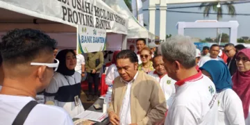 Penjabat (Pj) Gubernur Banten Al Muktabar, mendorong optimalisasi peran koperasi sebagai sokoguru perekonomian di Provinsi Banten, bersama delapan Kabupaten dan Kota. Terlebih, perkembangan koperasi di Provinsi Banten banyak menyasar dan menggerakkan sektor UMKM.. (ISTIMEWA)