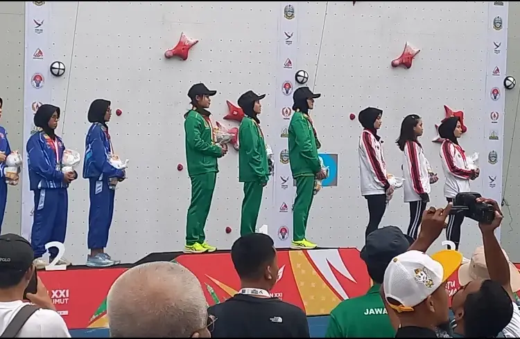 Sempat Terpeleset, Banten Gagal Dapat Emas Speed Relay Putri