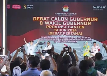 Debat Pertama Pilkada Banten 2024, Kandidat Saling Sindir Soal Transparansi