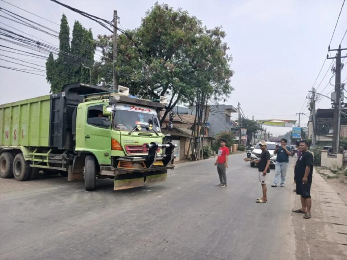 Marak Truk Tanah Langgar Jam Operasional, Kadishub Berkilah Tak Bisa Tangkap Sopir