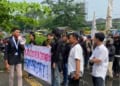 Demo Bawaslu Banten, Mahasiswa Minta Pelanggar Pilkada Ditindak Tegas