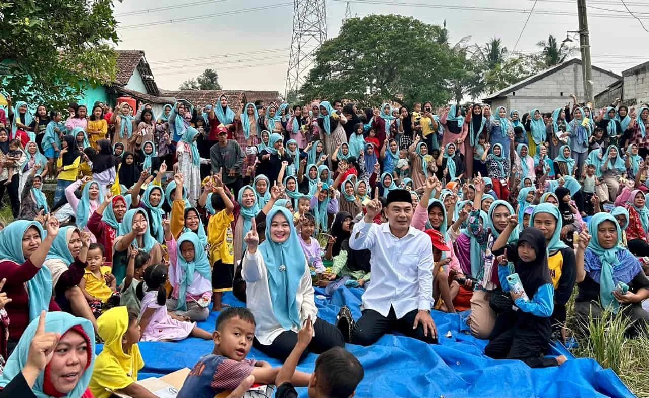 DUKUGAN PENUH: Dukungan dari masyarakat Kabupaten Tangerang kepada pasangan calon Mad Romli-Irvansyah Asmat terus mengalir. (ISTIMEWA)