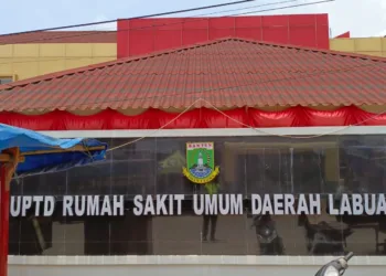 Gedung RSUD Labuan selesai dibangun, akhir tahun 2023 lalu. Hingga saat ini, pihak Dinkes Banten, diduga belum melengkapi AMDAL pembangunan sarana tersebut. (ADIB FAHRIE/SATELITNEWS.COM)