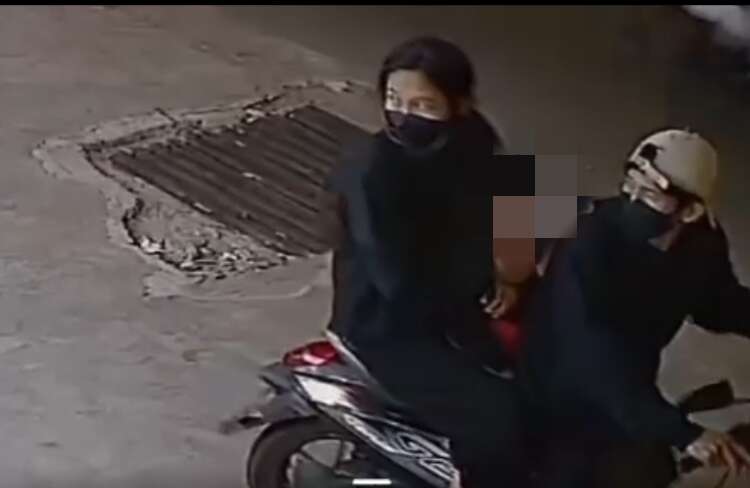 Sambil Bawa Anak Perempuan, Suami-Istri Curi Motor di Bintaro