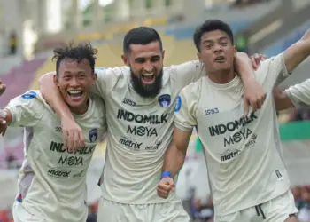 Diwarnai Gol Bunuh Diri, Persita Tangerang Kalahkan PSS Sleman