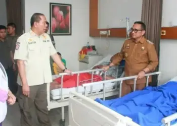 Anggota Satpol PP Lebak Korban Pagar Roboh akibat Dirusak Pendemo Diagnosa Lumpuh