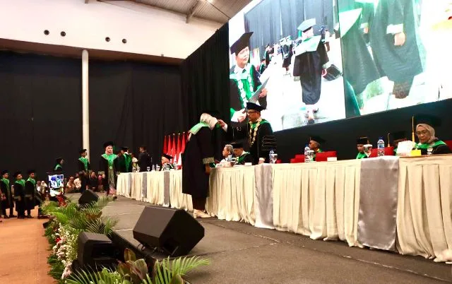 Wisuda Ke-49 UNIS Tangerang, Puluhan Sarjana Asal Lapas Ikut Dilantik