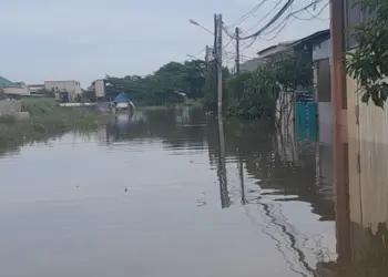 1.687 Warga Terdampak Banjir Akibat Tanggul Jebol di Periuk Kota Tangerang