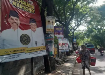 APK Pilkada Masih Nampak di Kota Tangerang