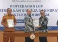 Badan Pemeriksa Keuangan (BPK) Perwakilan Provinsi Banten, menyerahkan Laporan Hasil Pemeriksaan (LHP) atas Kepatuhan dan Kinerja Semester II Tahun 2024, kepada empat pemerintah daerah di wilayah Provinsi Banten (31/12/2024). (ISTIMEWA)