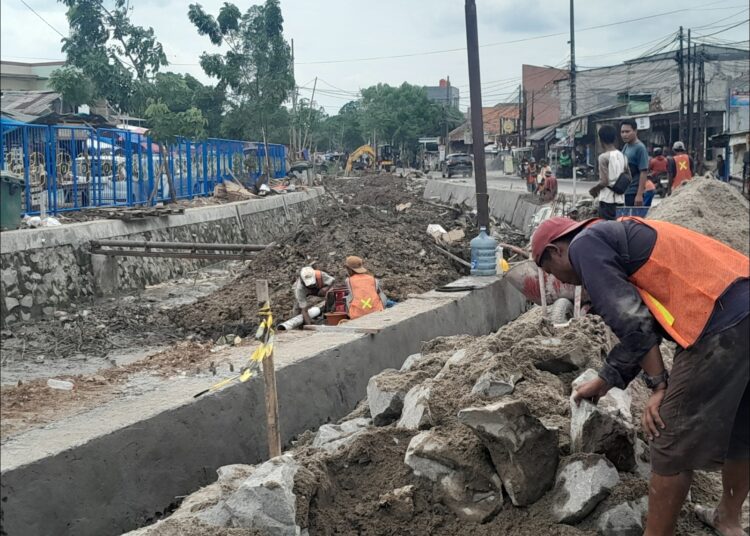 Penebangan Pohon di Kali Sipon Tuai Polemik, Ini Kata Pj Wali Kota Tangerang