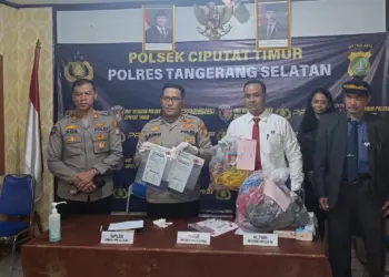 Kesulitan Bayar Pinjol Di Balik Tewasnya Satu Keluarga di Tangsel