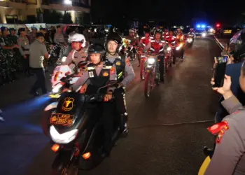 Perayaan malam pergantian tahun di Provinsi Banten, berjalan lancar dan aman. Jajaran Forkopimda bersama TNI dan Polri, melakukan pengawasan dan pengamanan di sejumlah pusat dan titik keramaian, seperti Alun-alun dan tempat wisata. (ISTIMEWA)