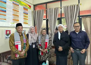 Wakil Bupati Tangerang terpilih, Intan Nurul Hikmah, dukung penuh Charity Concert for Palestina yang diadakan di Jalan Puri Agung Kutabaru, Kecamatan Pasar Kemis, Kabupaten Tangerang, Minggu (26/1/2025). (ISTIMEWA)