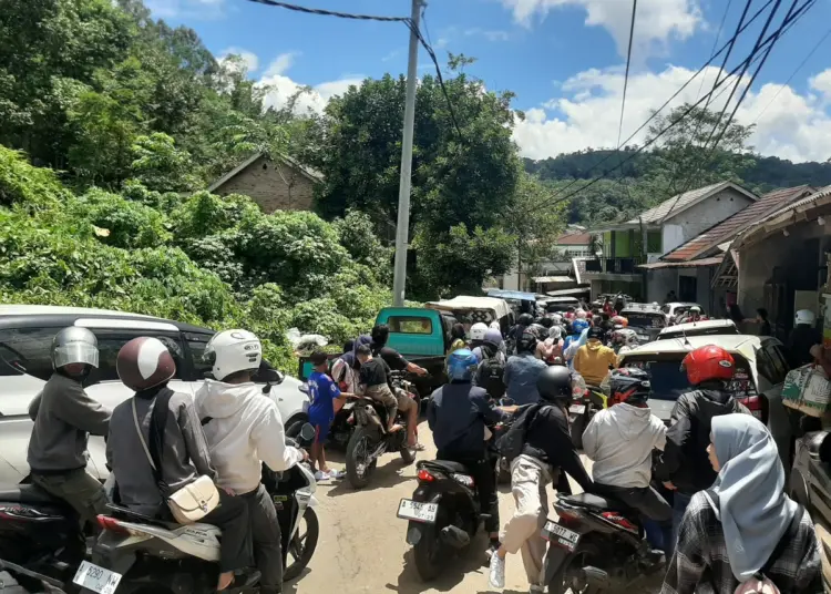 Pengunjung Membludak, Macet Parah di Wisata Baduy Tak Terhindarkan