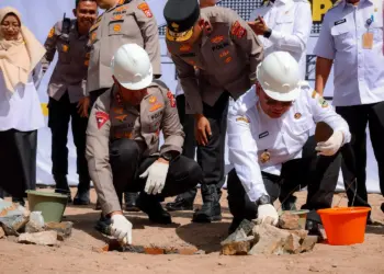 Polda Banten melakukan ground breaking (Peletakan Batu Pertama), pembangunan Satuan Pelayanan Pemenuhan Gizi (SPPG) secara mandiri, di Kelurahan Drangong, Kecamatan Taktakan, Kota Serang, Rabu (5/2/2025). (ISTIMEWA)