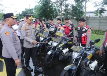 Jaga Keamanan Saat Bulan Ramadan, Polisi Cek Kendaraan Dinas Patroli